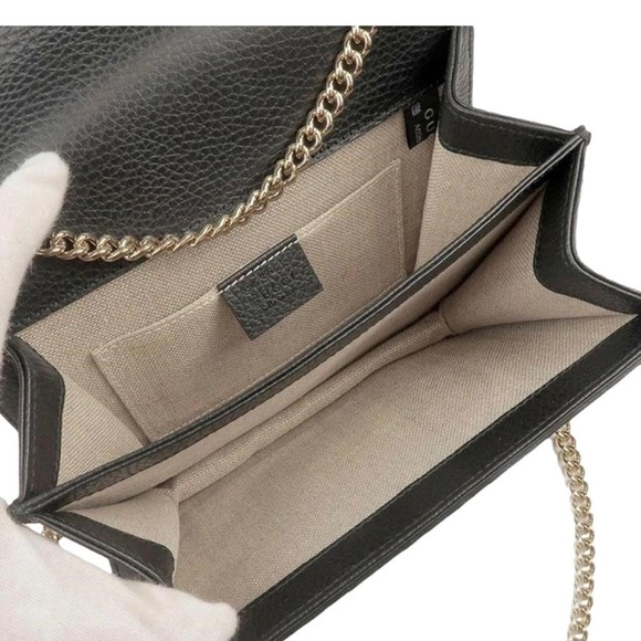 Gucci Interlock crossbody bag with chain - Picture 2 of 2